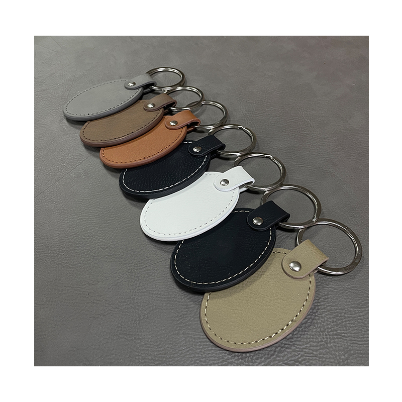 オイル加工エッジ付きレーザー加工可能なレザーレット オーバル キーチェーン